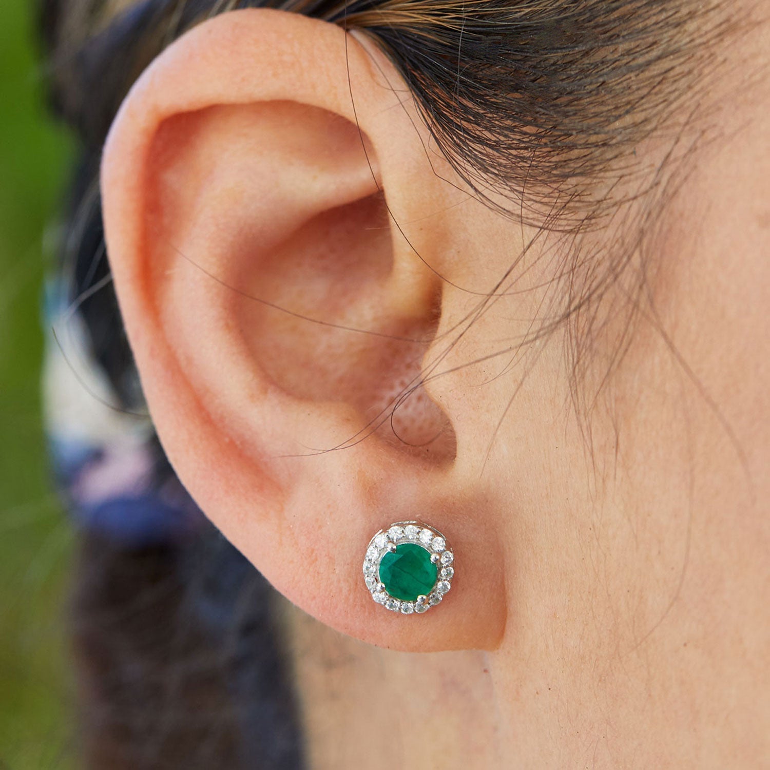 Ss 925 1.30Gtw Natural Emerald & White Zircon Stud Earrings