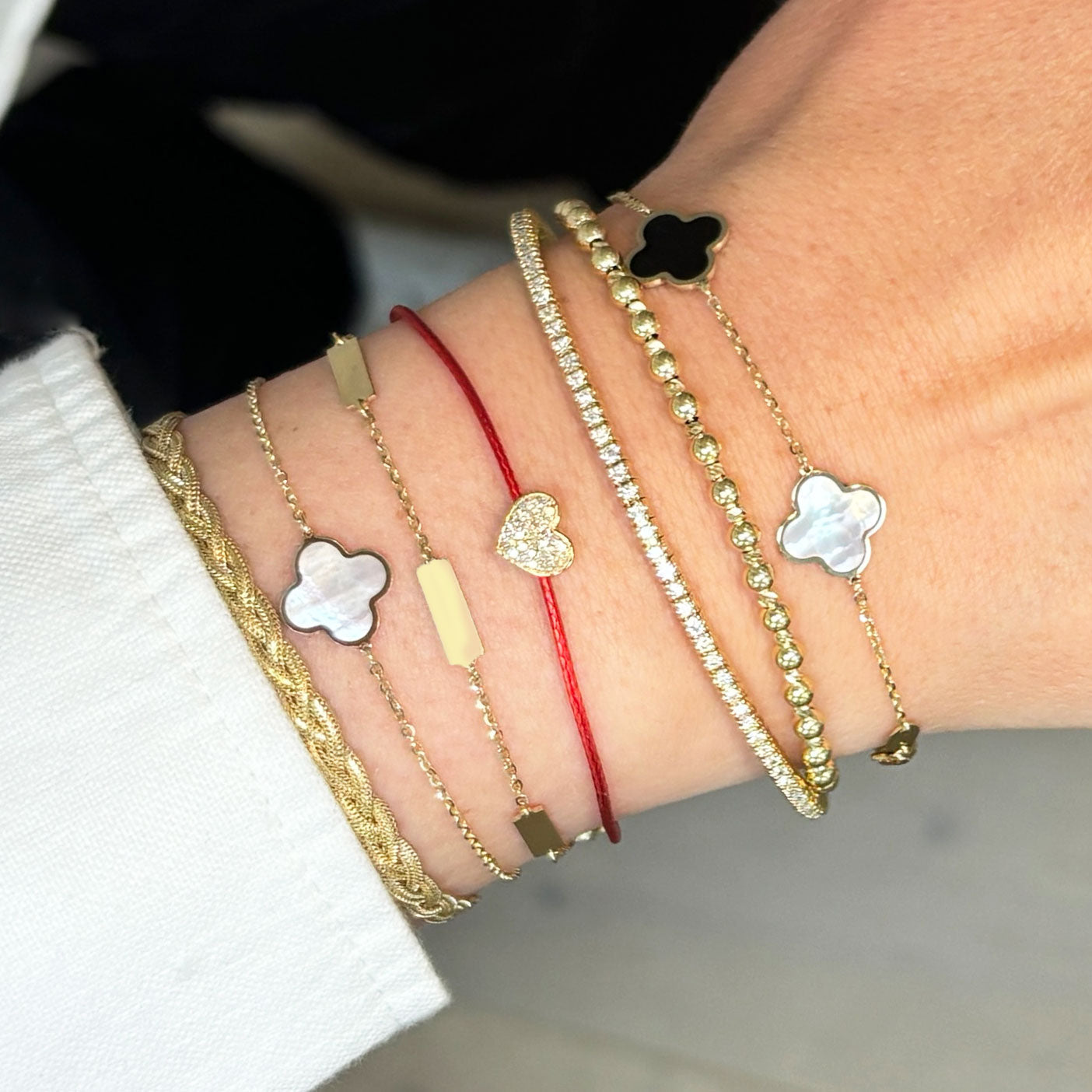 Small Mother of Pearl Single Clover Bracelet