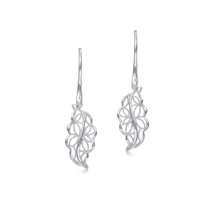 platinum-earrings-chow-sang-sang