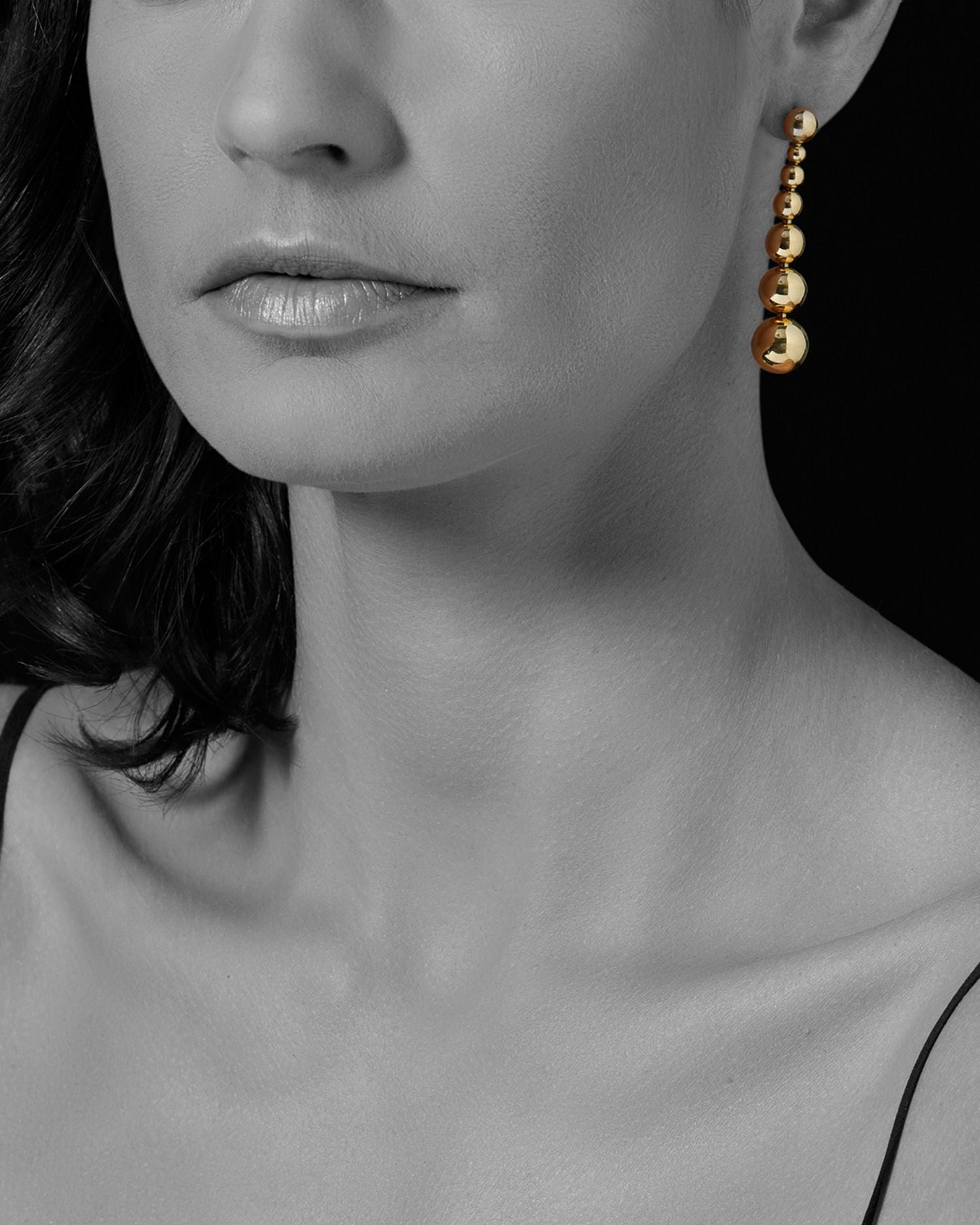 Caviar Gold Collection 18K Gold Graduated Seven Bead Drop Earrings