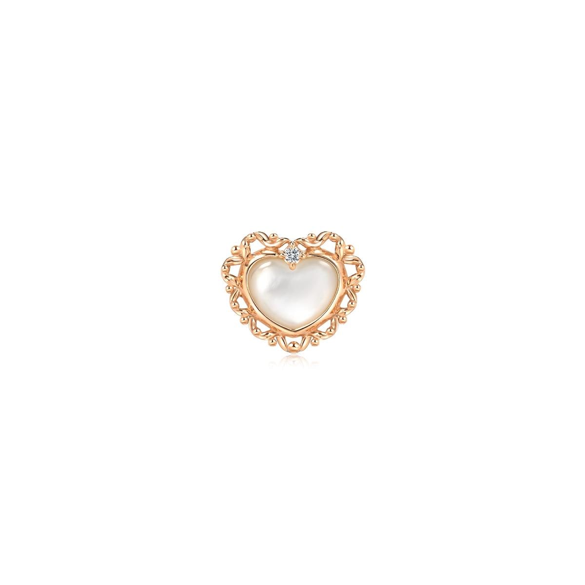 the-art-of-romance-gold-red-diamond-heart-and-wreath-earring-chow-sang-sang