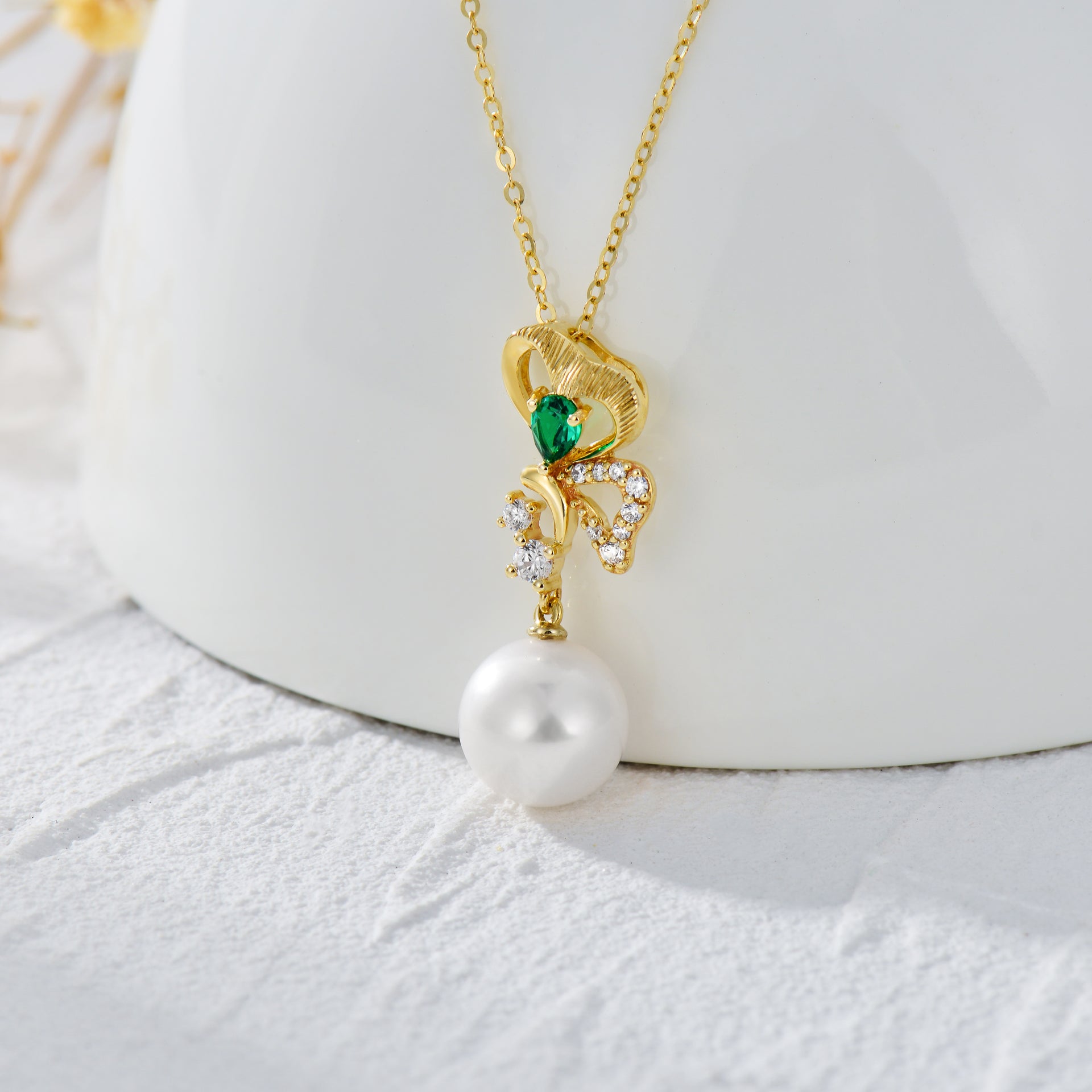 9K Gold Pearl Butterfly Pendant Necklace