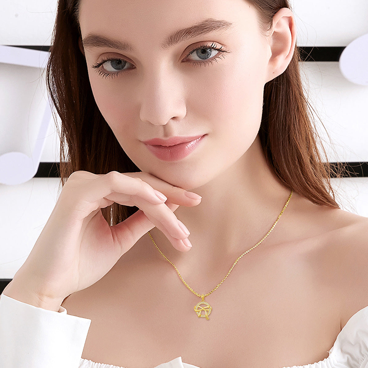 9K Gold Round Zircon Bow Pendant Necklace