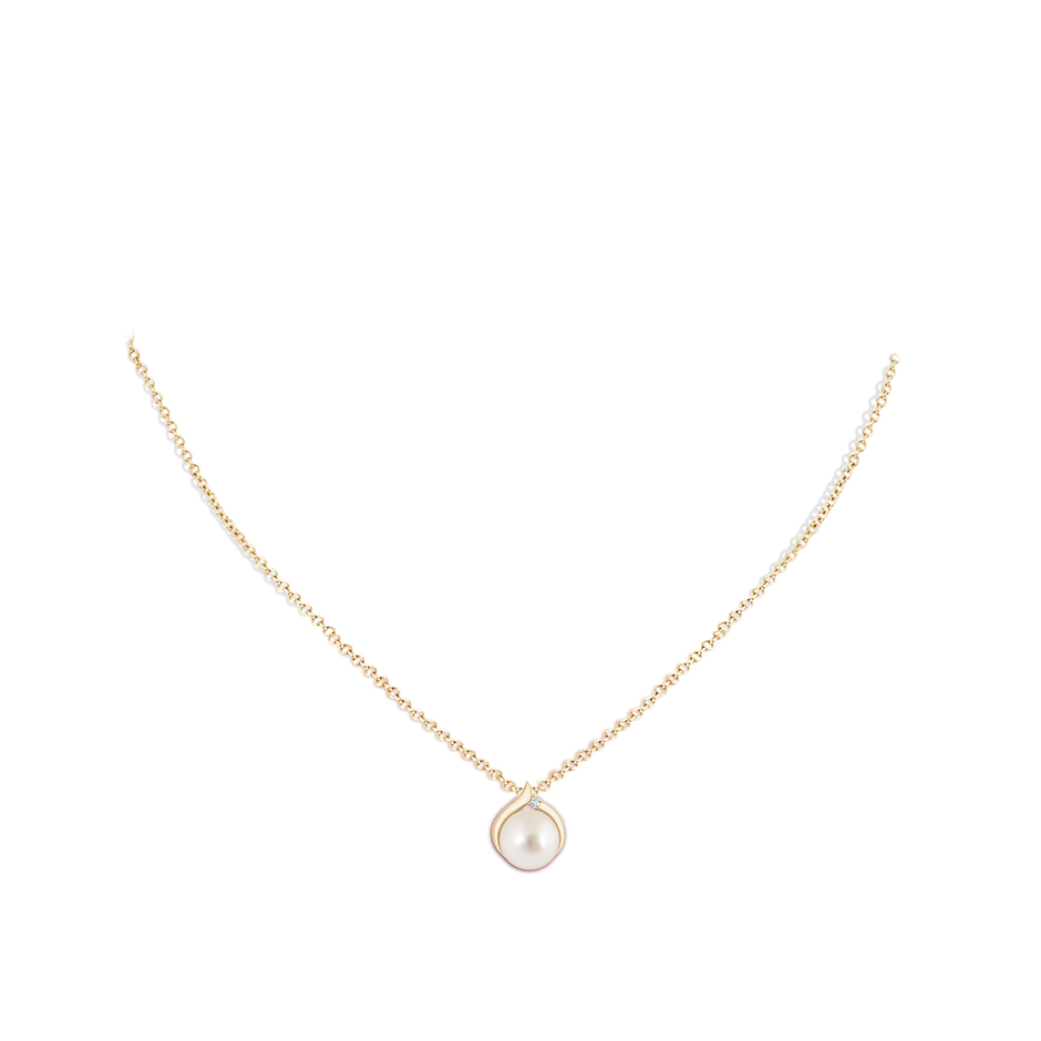 South Sea Pearl Solitaire Pendant with Diamond