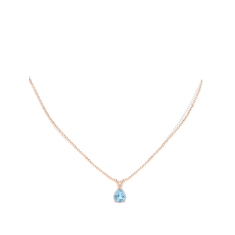 V-Bale Pear-Shaped Aquamarine Solitaire Pendant