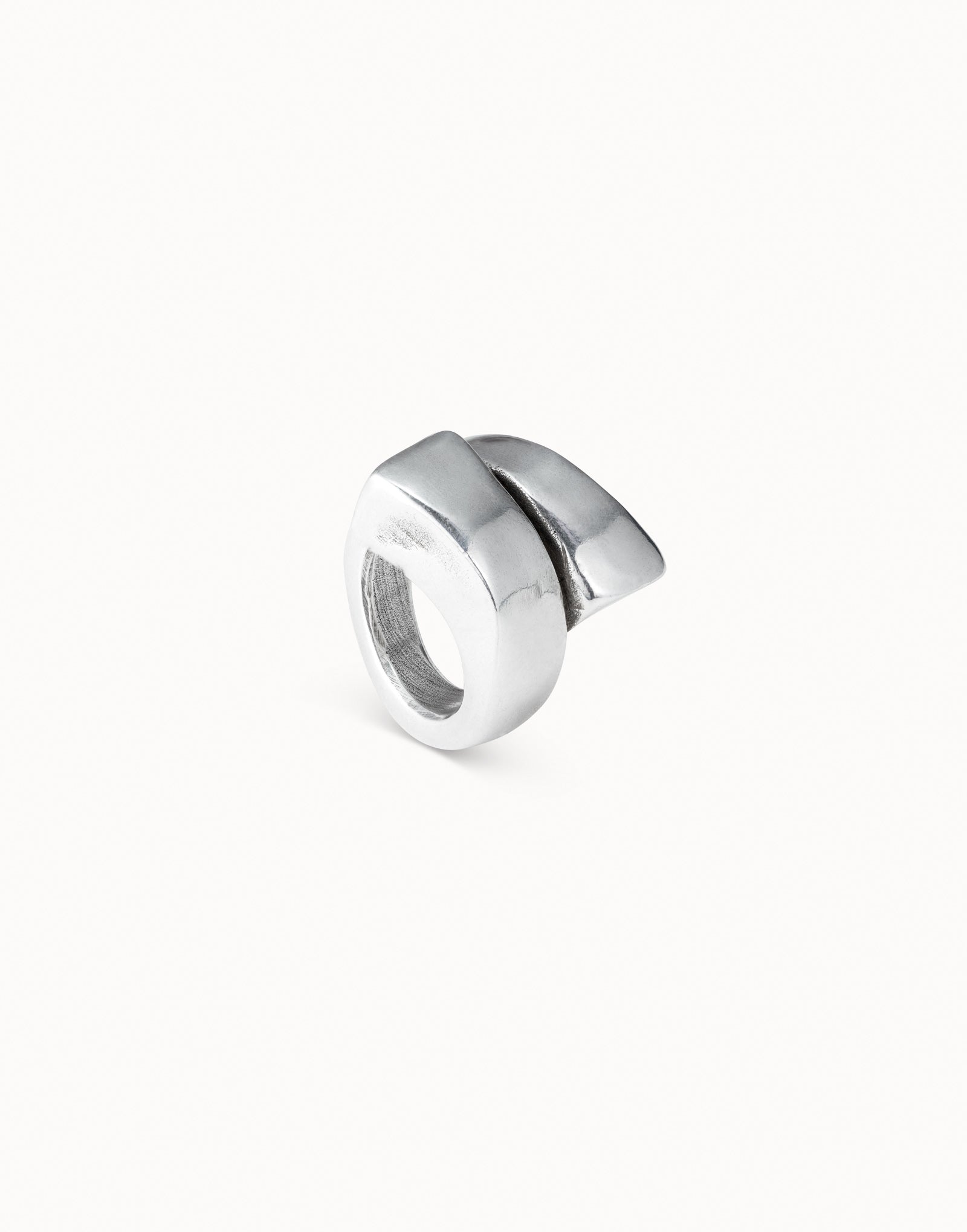 Spiral shape ring