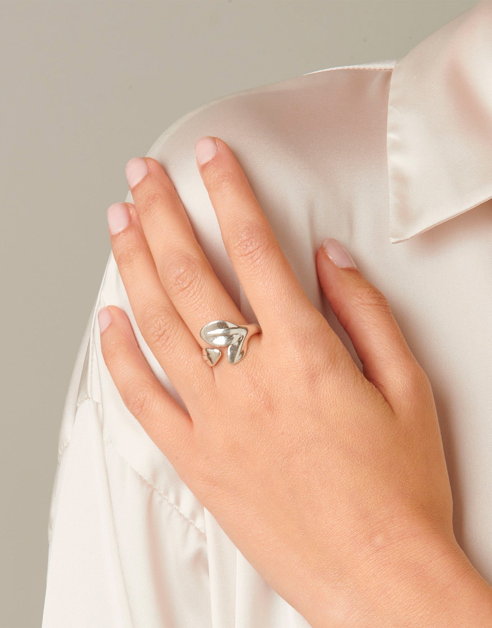 Leaf shape open ring