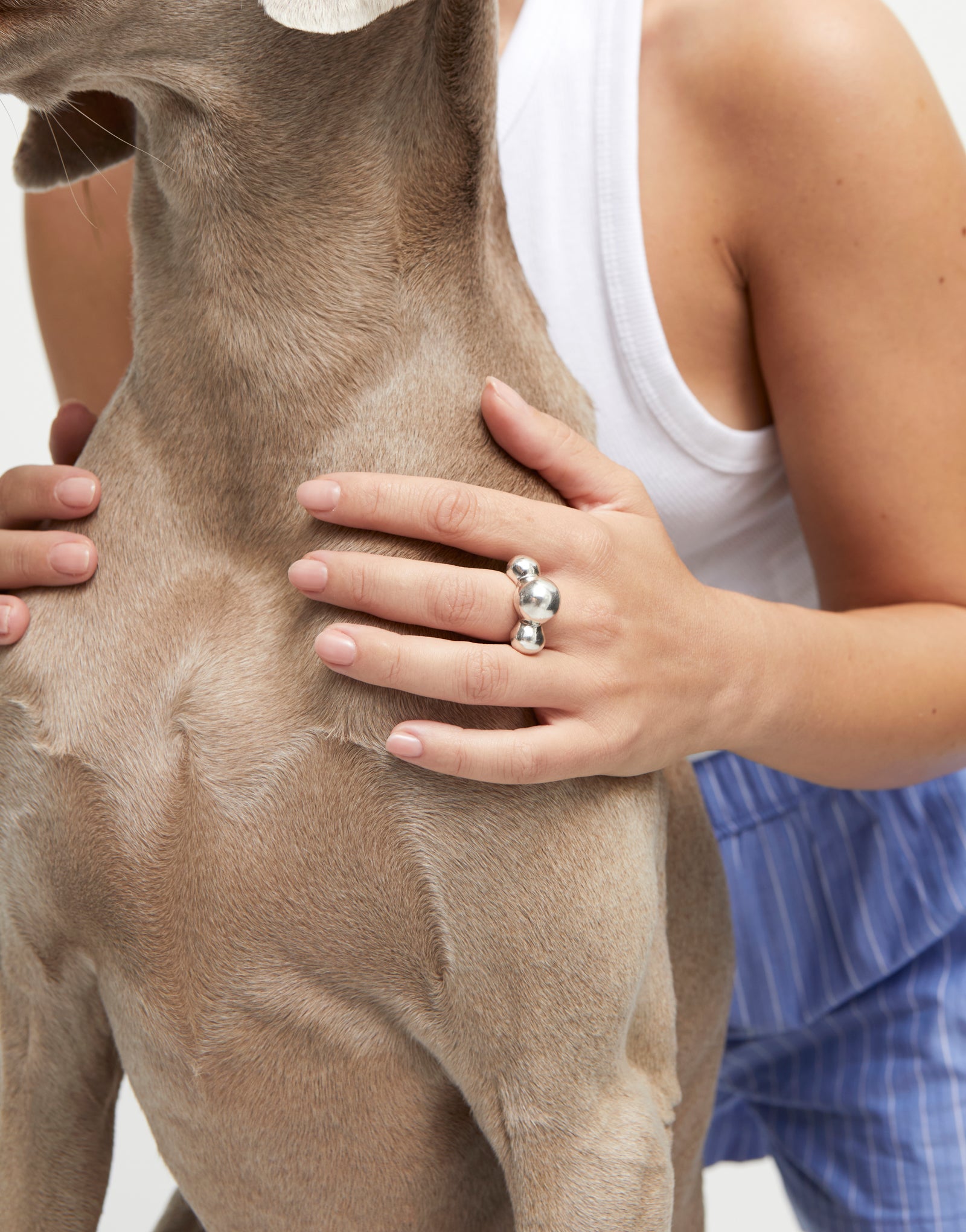 ring with three central beads