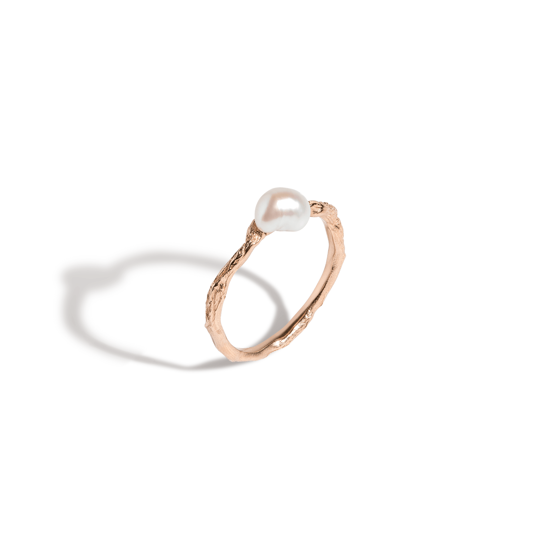 AURATE X KERRY: Venus Organic Pearl Gold Ring