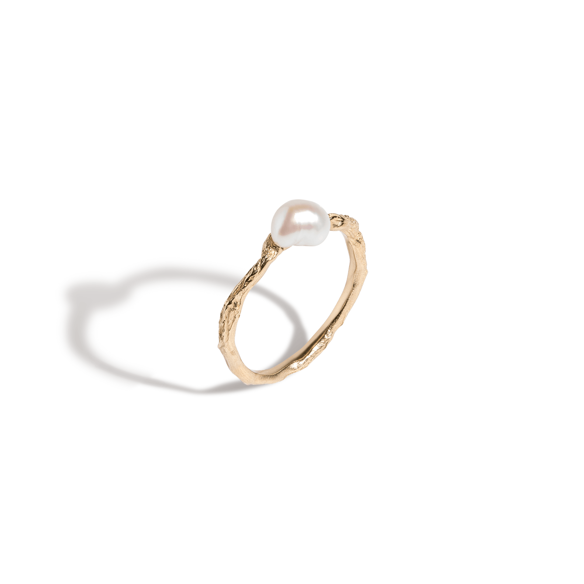 AURATE X KERRY: Venus Organic Pearl Gold Ring