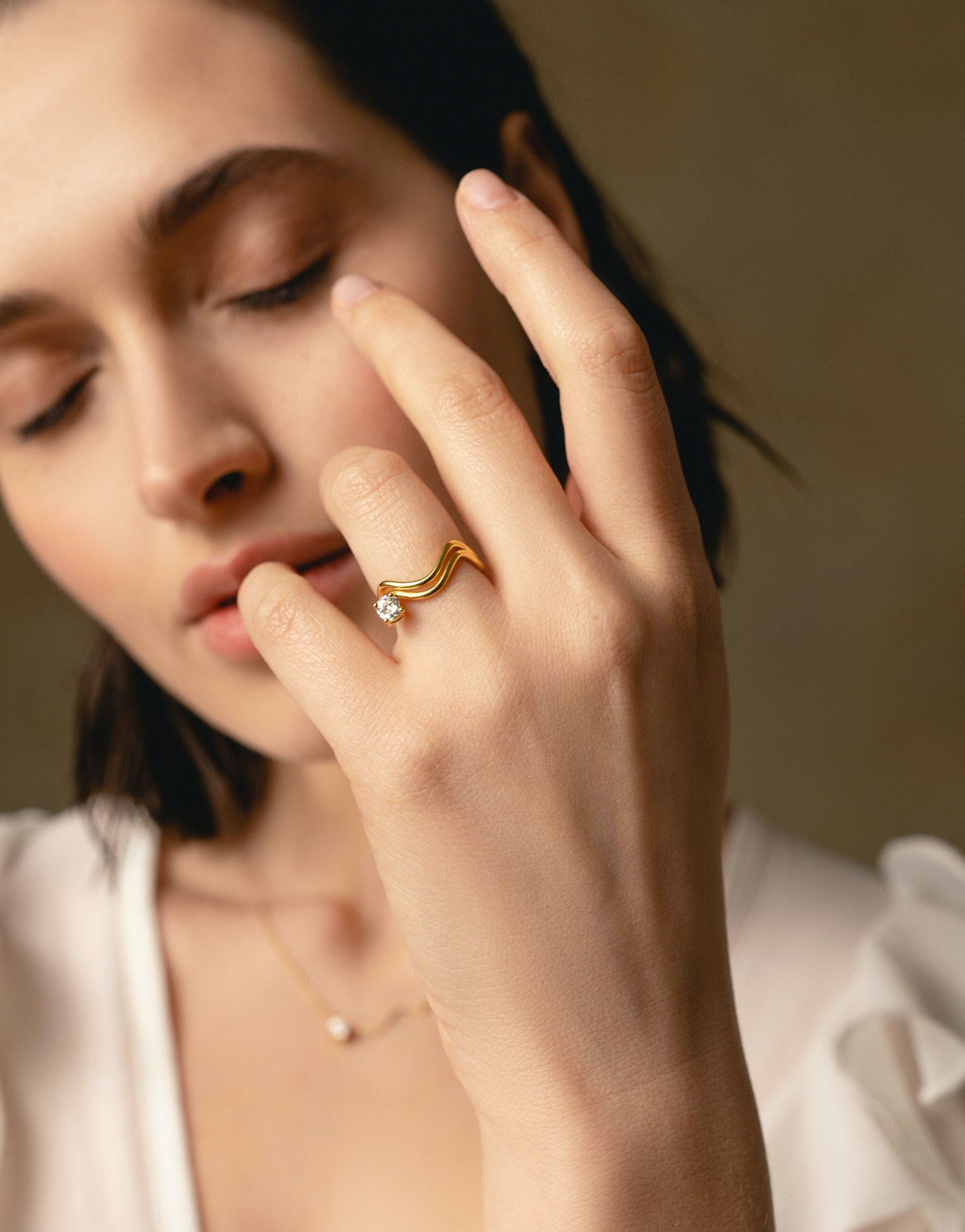 double-petite-comete-solitaire-ring