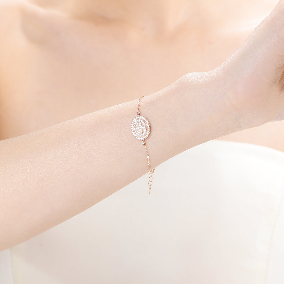 Yvonne Cross Bangle