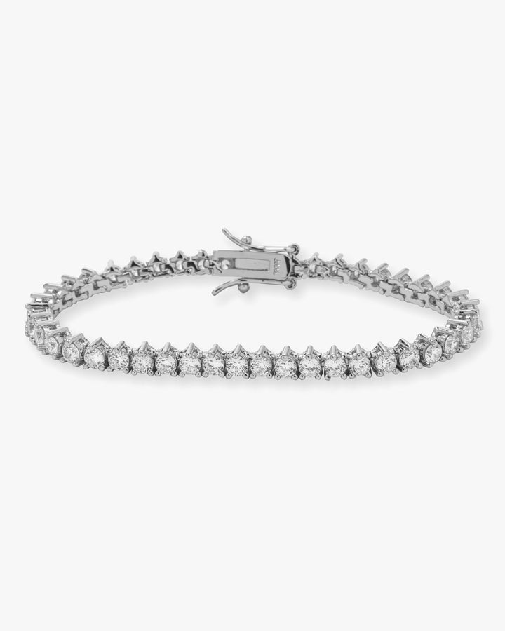not-your-basic-tennis-bracelet-in-silver-and-white-diamondettes