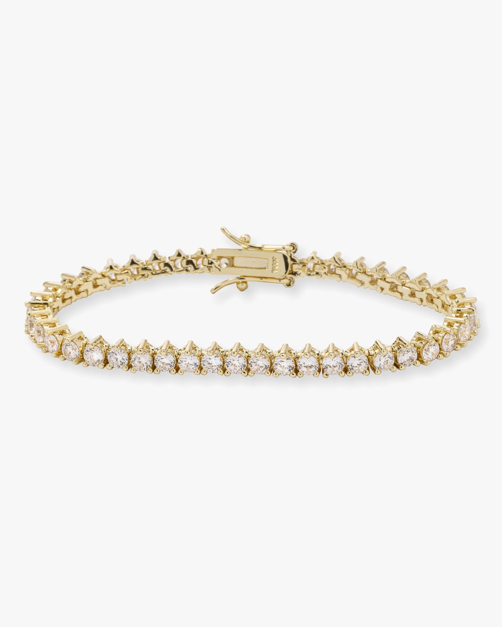 not-your-basic-tennis-bracelet-in-gold-and-white-diamondettes
