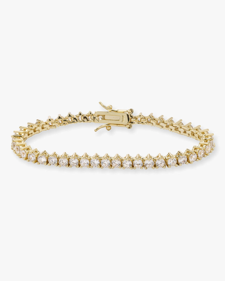 not-your-basic-tennis-bracelet-in-gold-and-white-diamondettes