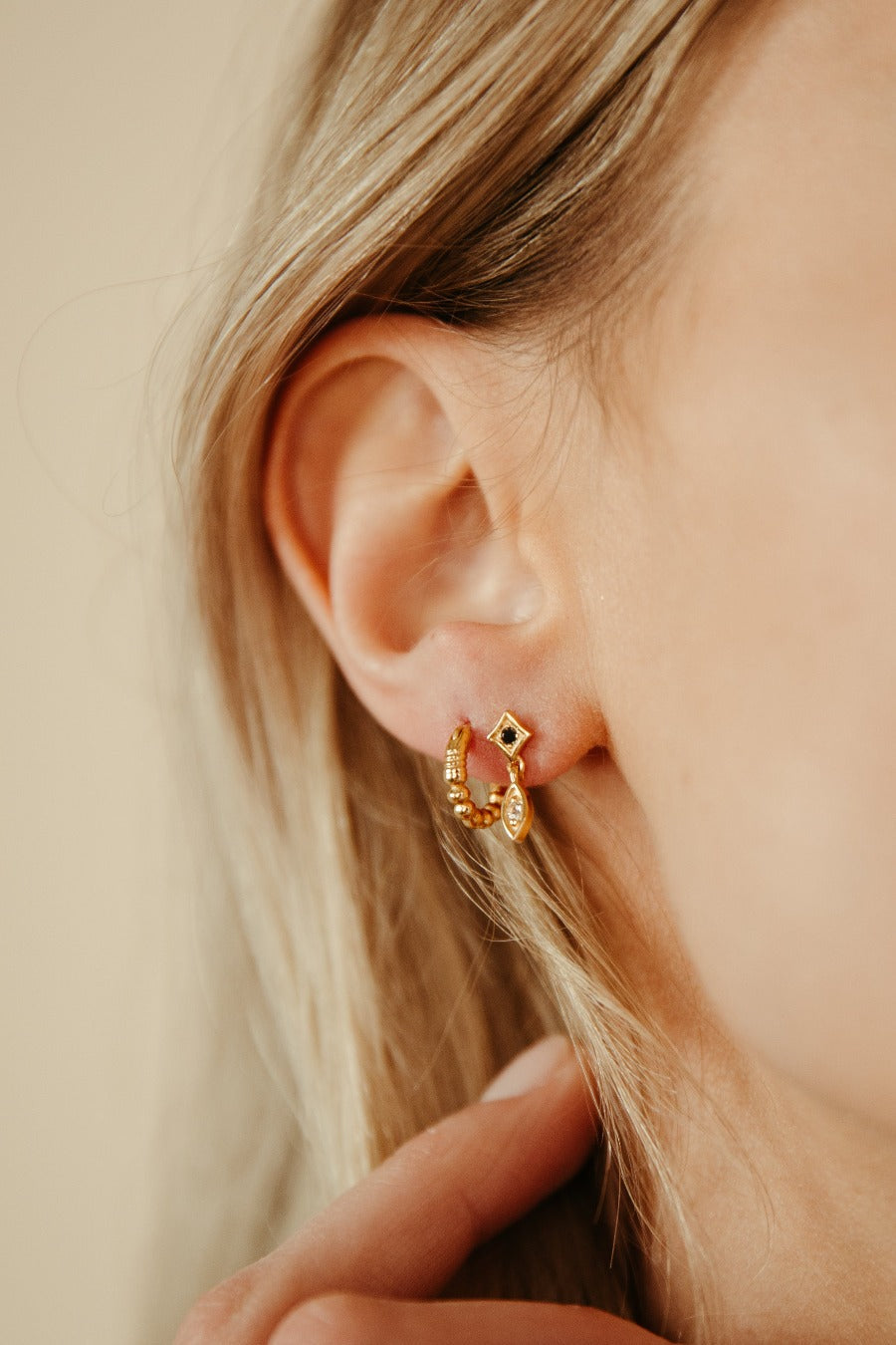 Bailey Hoop Earrings - Gold