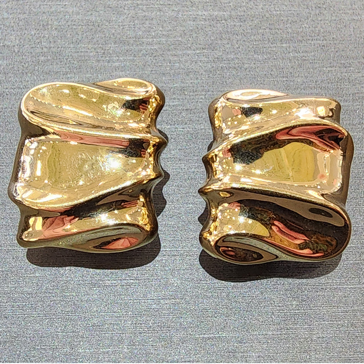 Estate 14K Yellow High Polish Puffy Rectangular Wave Omega Clip Earrings