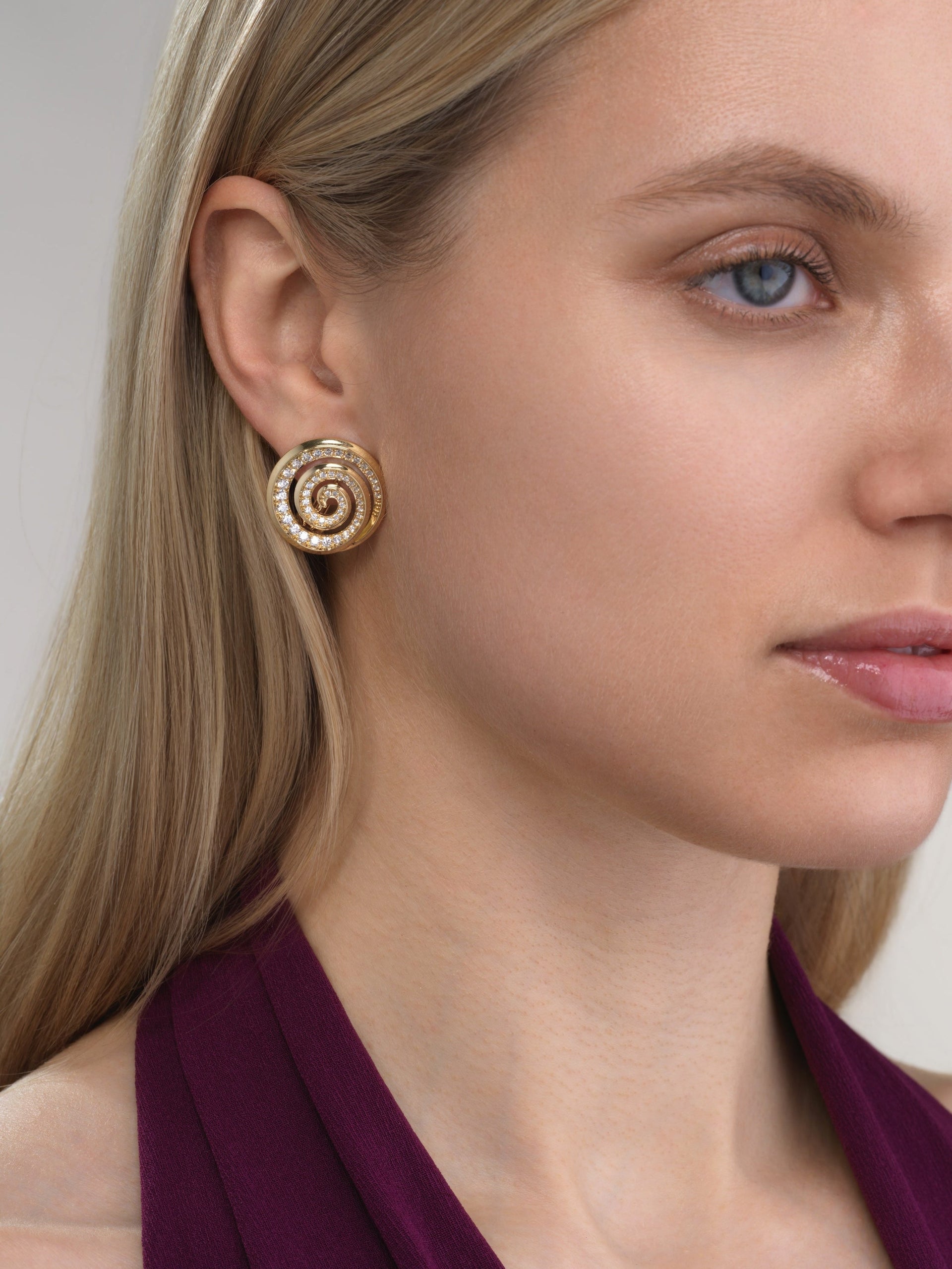 Spiral Stud