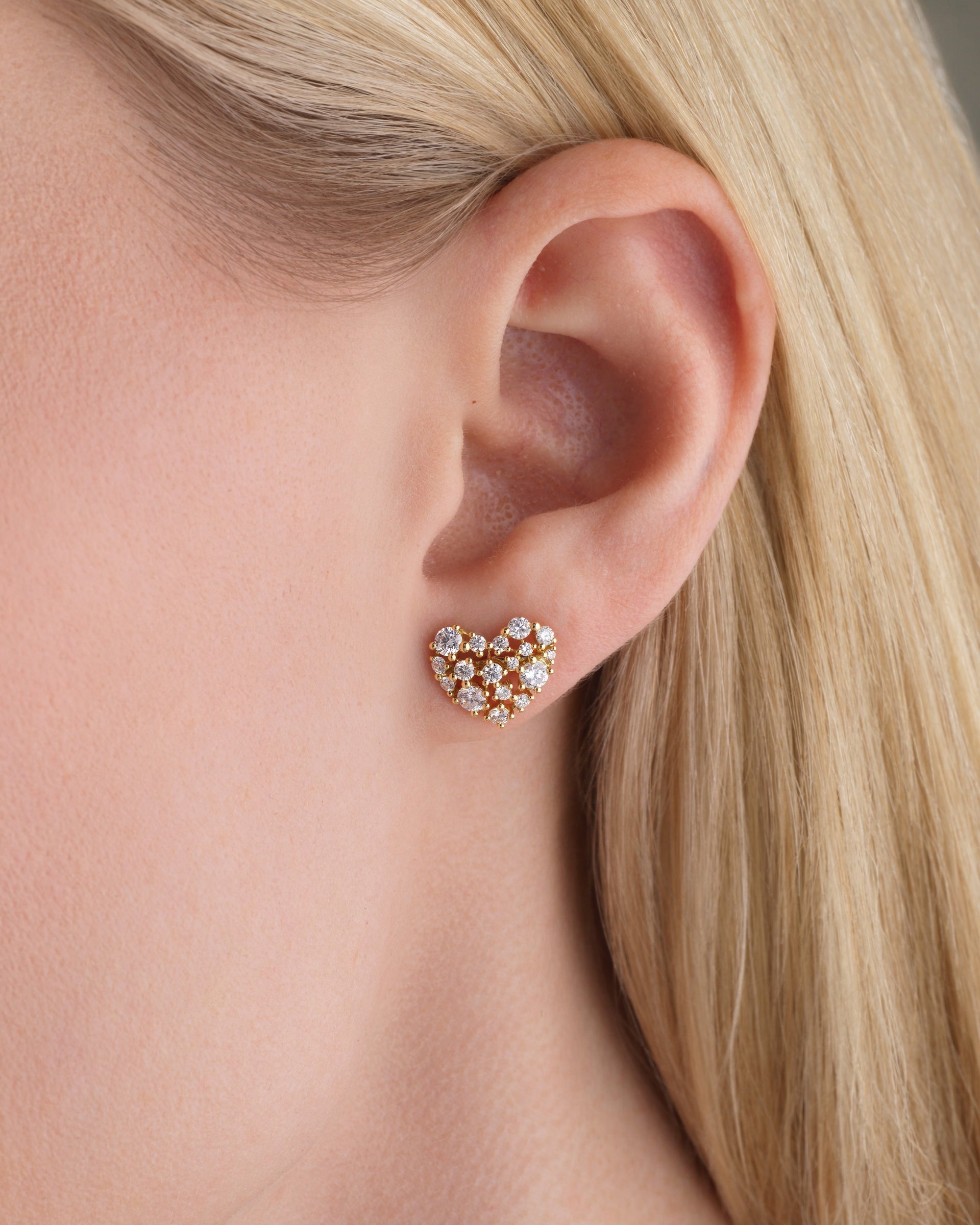 Lacey Stud - Diamond