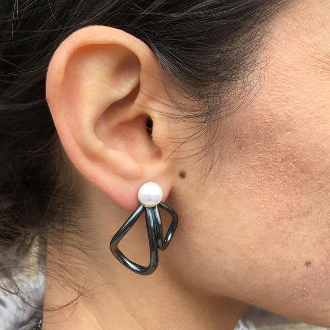 petal-and-pearl-oxidised-silver-earrings