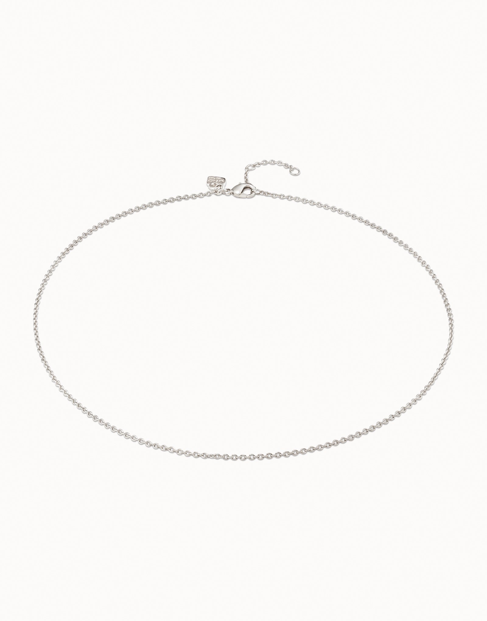 Short chain charm necklace