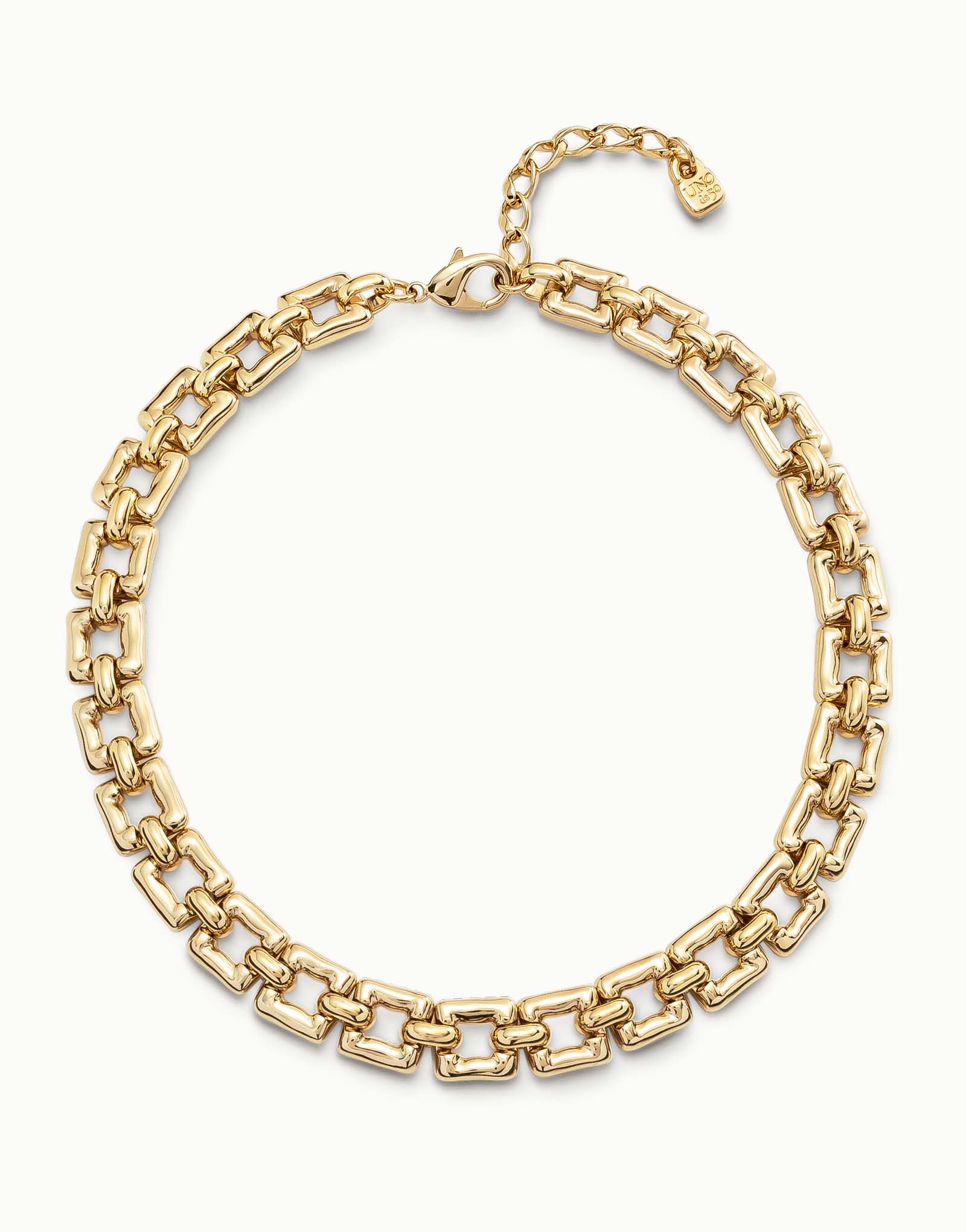 Short square link chain necklace