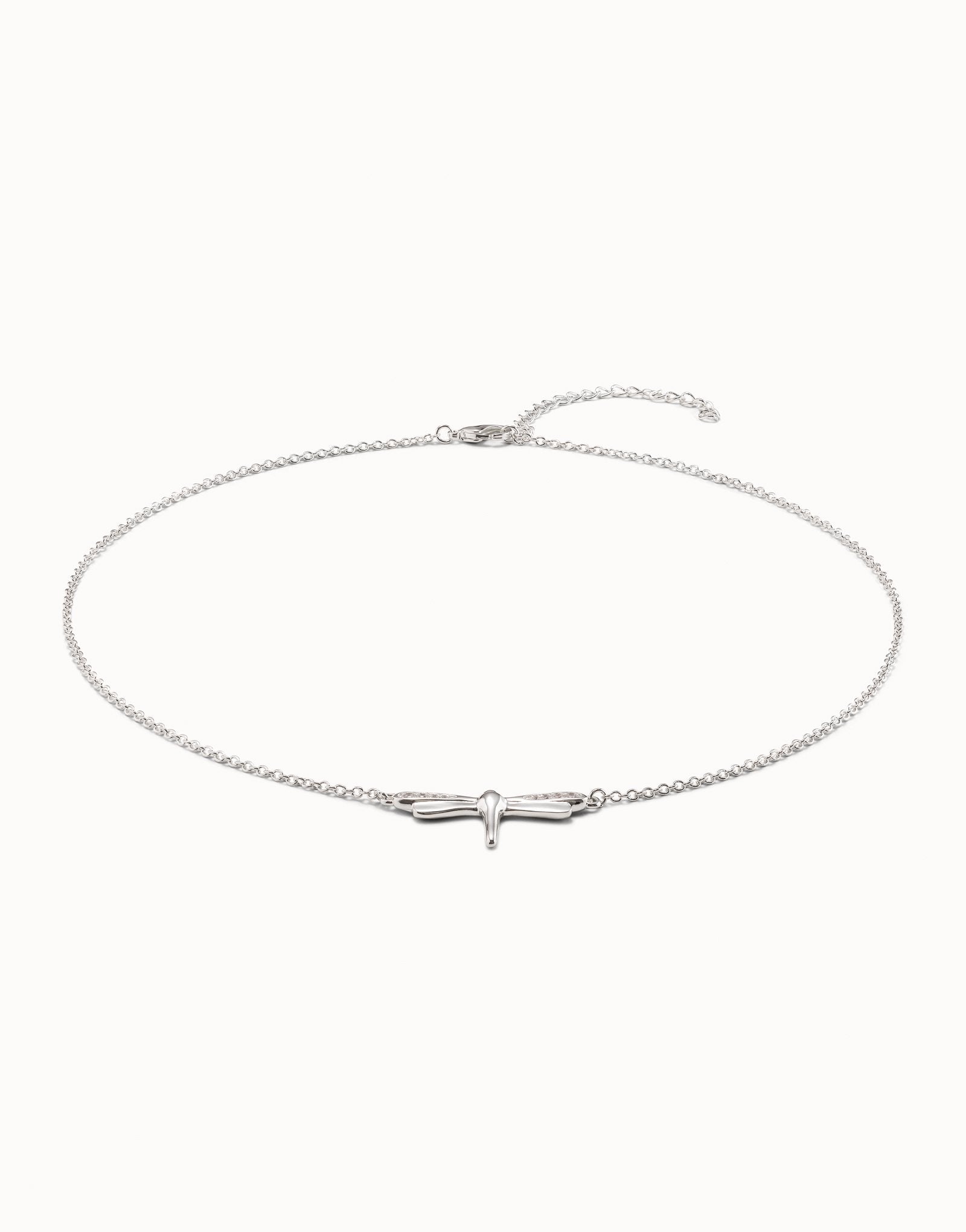 Short  chain necklace  with butterfly