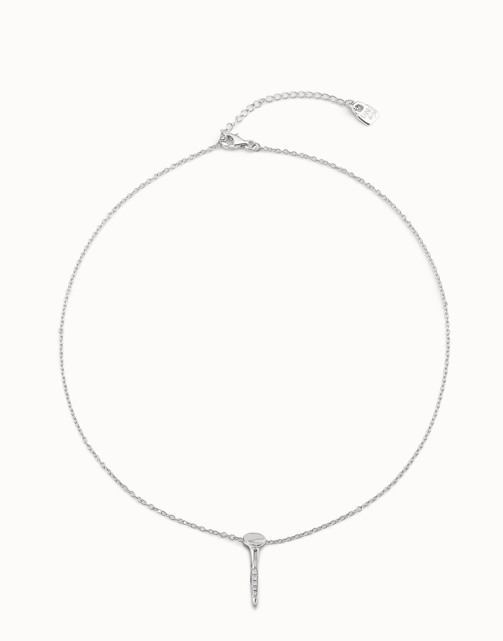 Short  chain pendant necklace  with nail