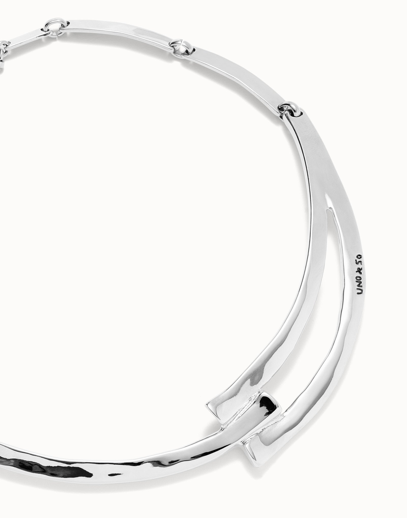 Sculpted Choker Necklace