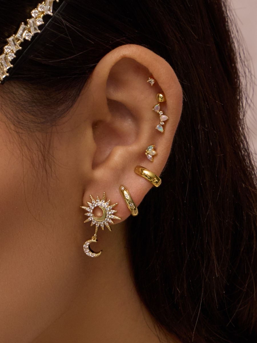 Chunky Classic Gold 7mm Baby Huggie Earrings