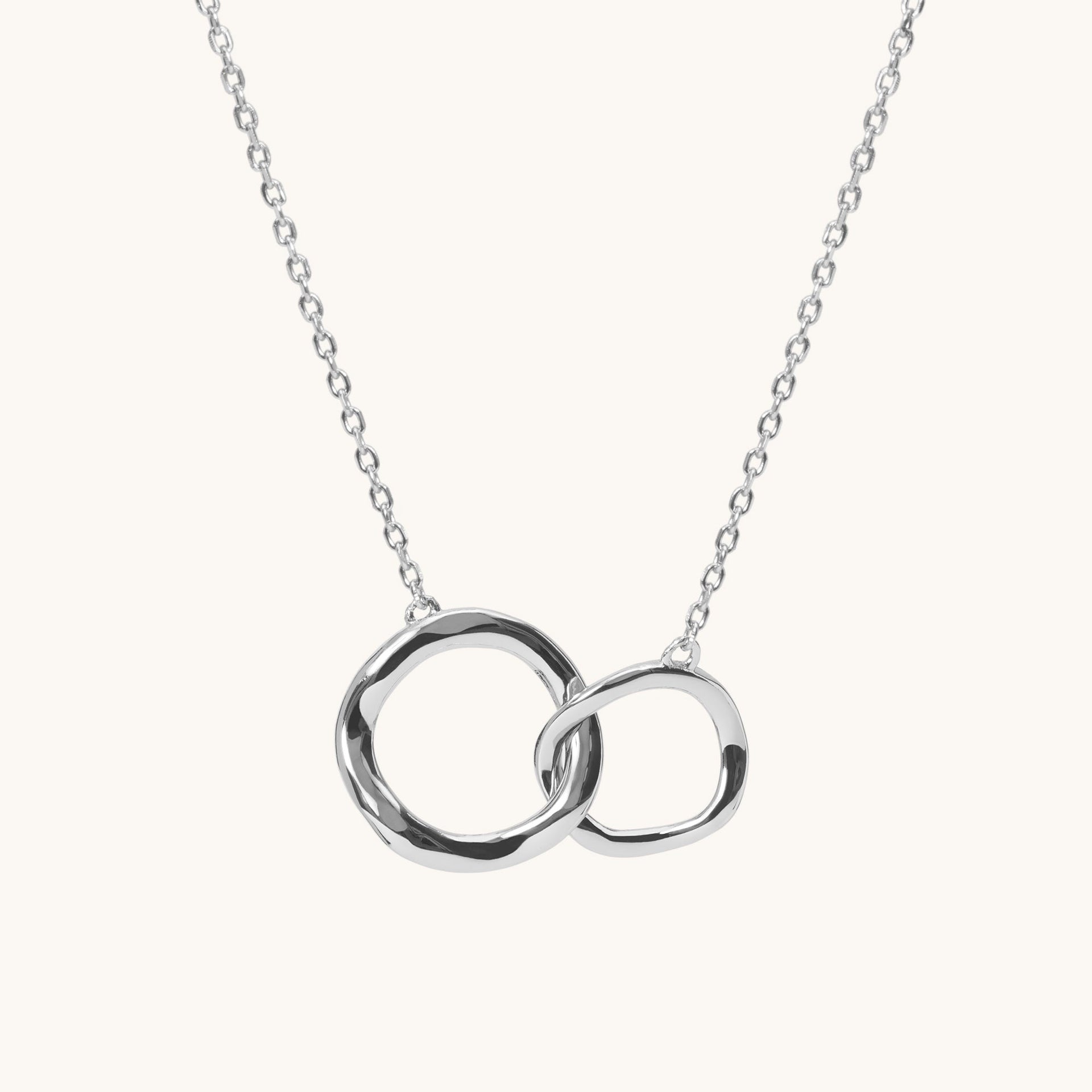 Connected Necklace Silver