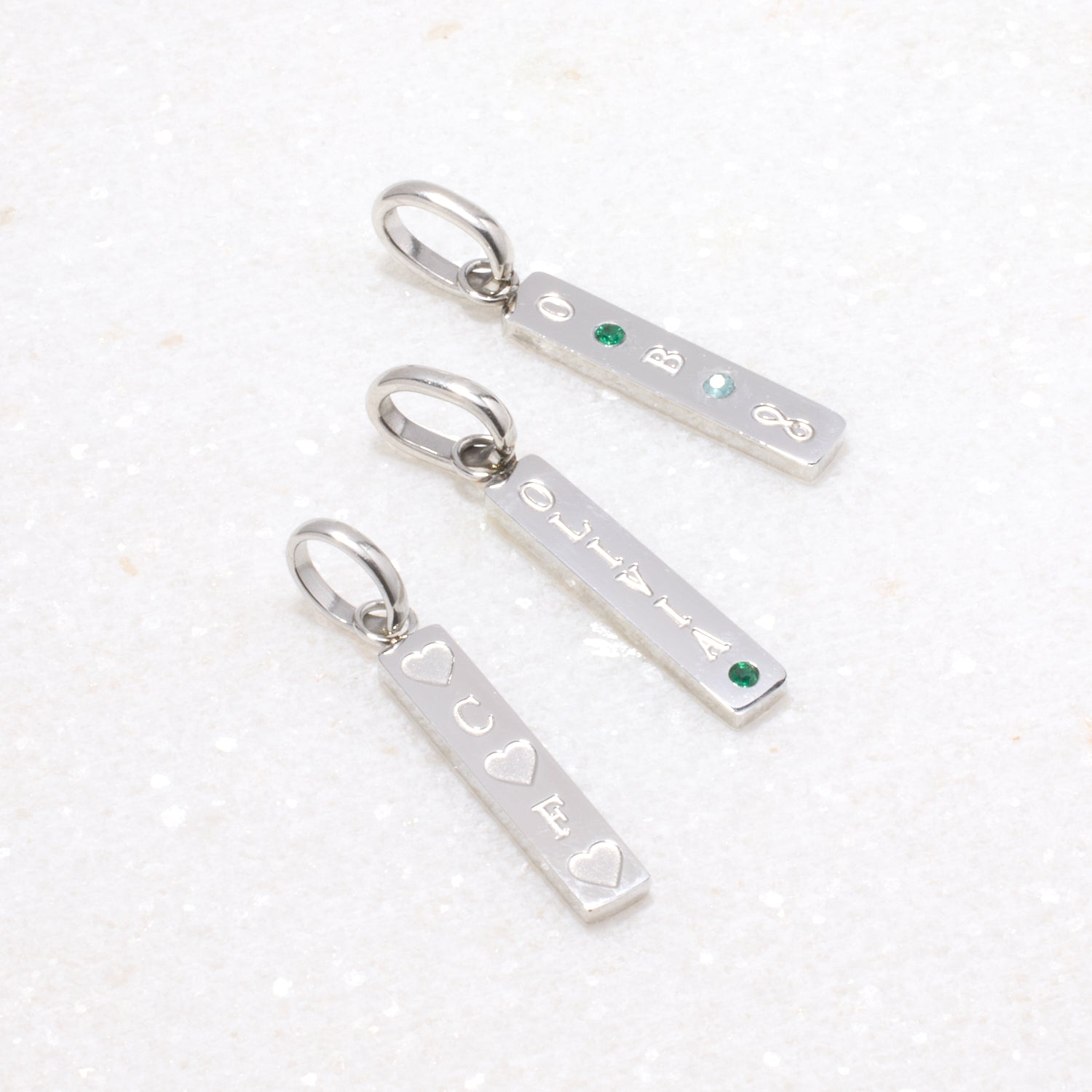 Custom Stamped Bar Pendant Necklace (Silver)