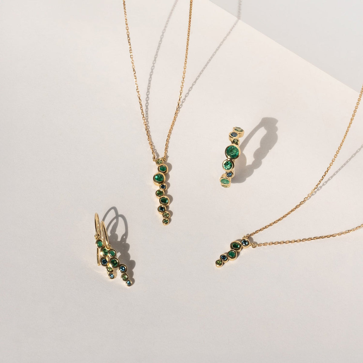 18k Gold Emerald Green Small Cascade Pendant