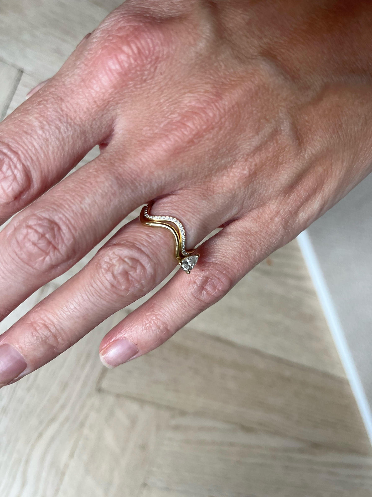 PETITE COMETE PAVÉ PEAR DIAMOND RING