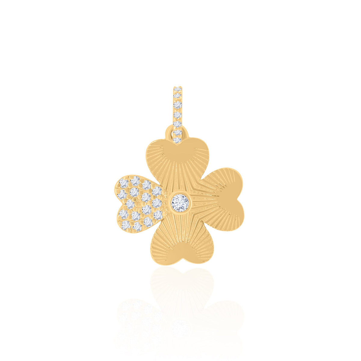 Gold Diamond Ribbed Clover Small Pendant