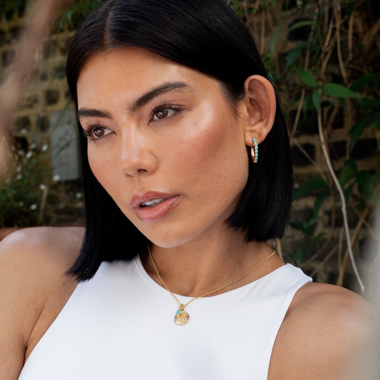 Hammered Disc & Turquoise  Array Pendant