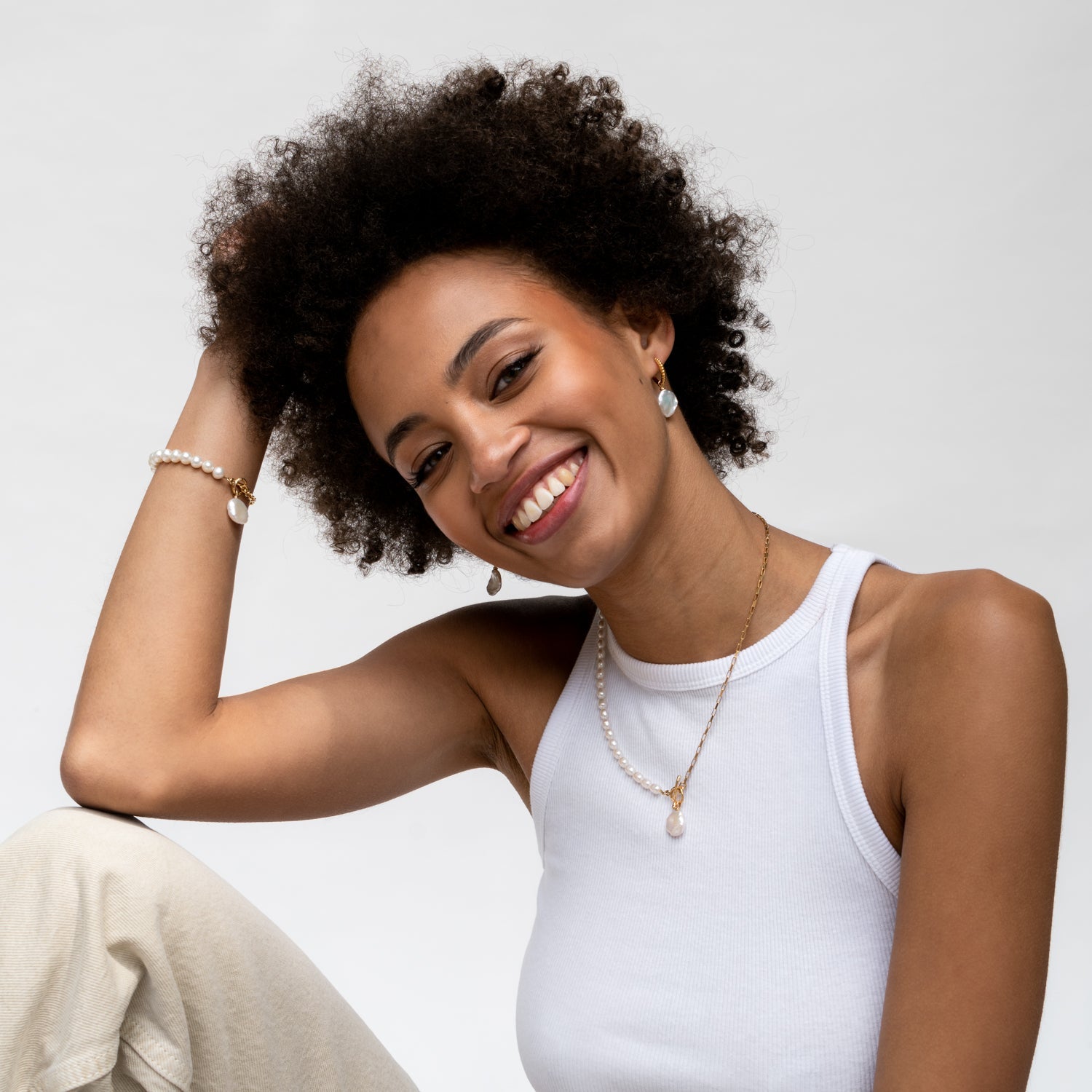 Luna Medium Freshwater Pearl, Chain and Keshi Drop Necklace