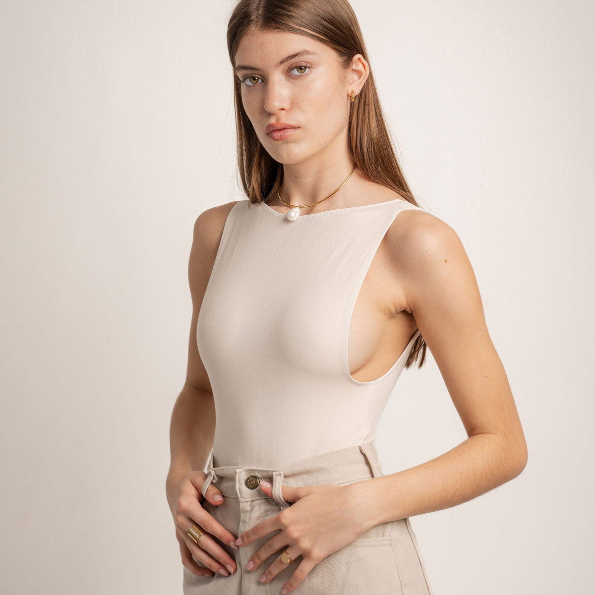 The Halo Collar with Pearl Pendant
