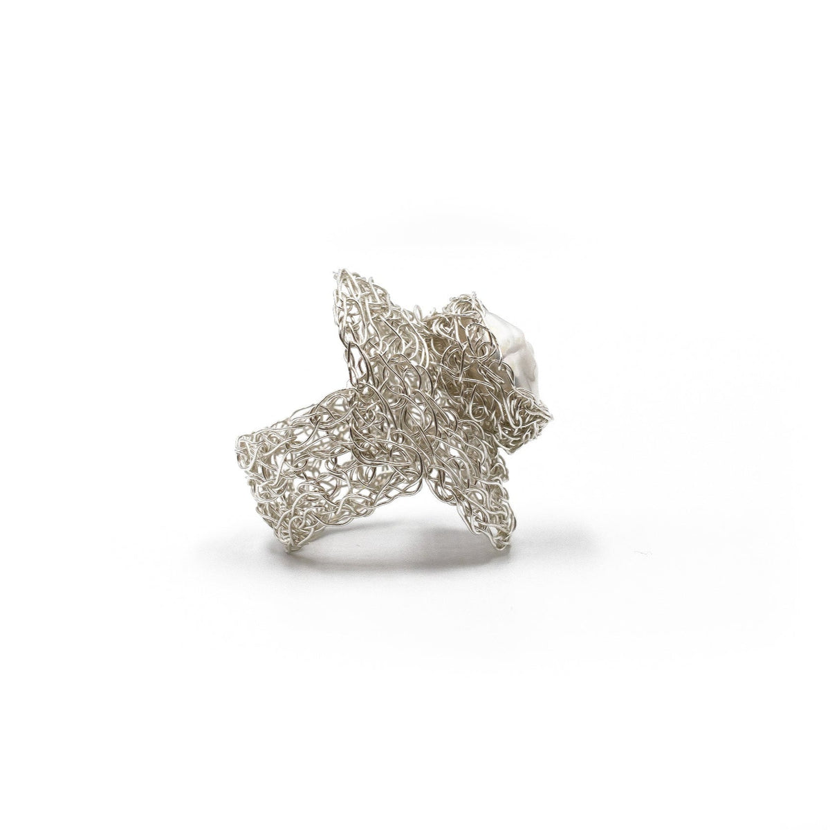 Silver Oval Pearl Ring