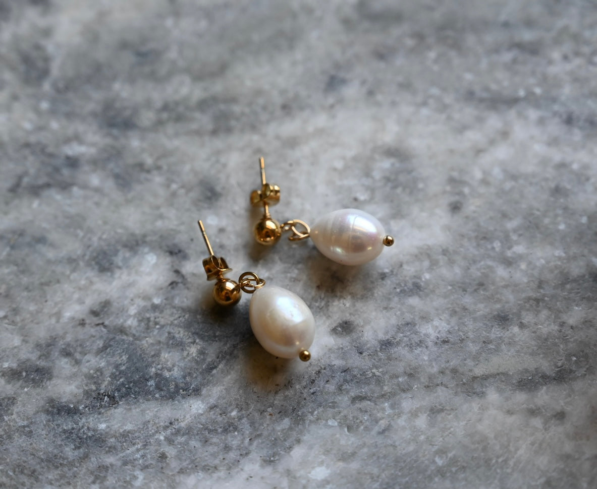 Marti Pearl Earrings