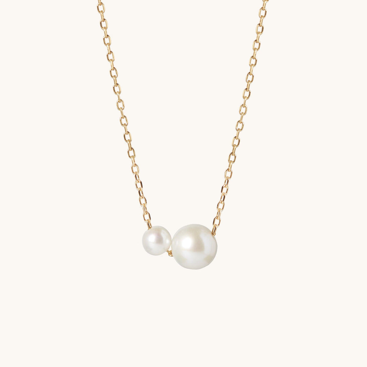Connected Pearl Necklace Gold