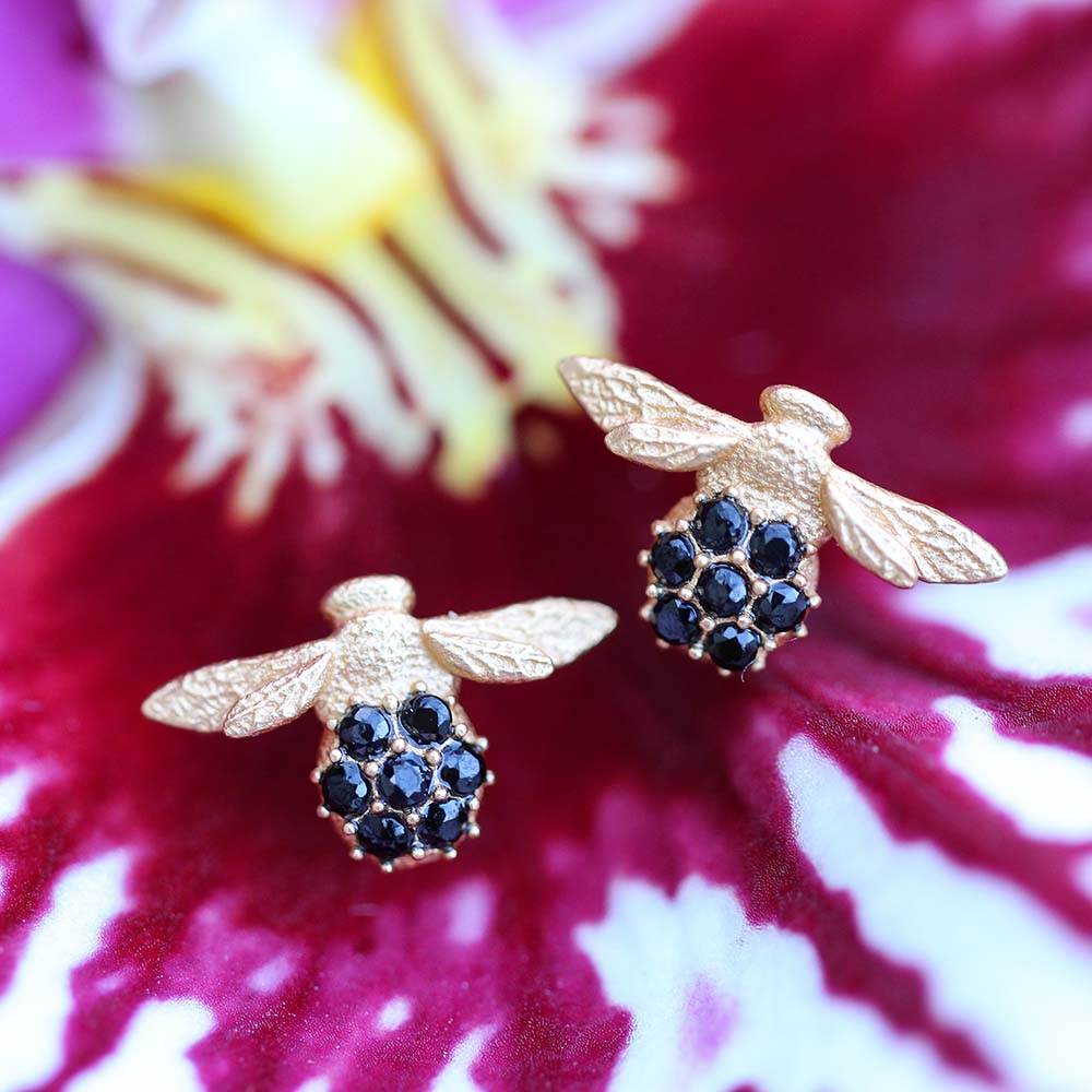 Bee Posts with Stones