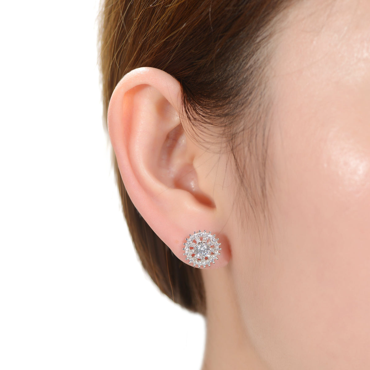 La Scène Wreath Stud Earrings