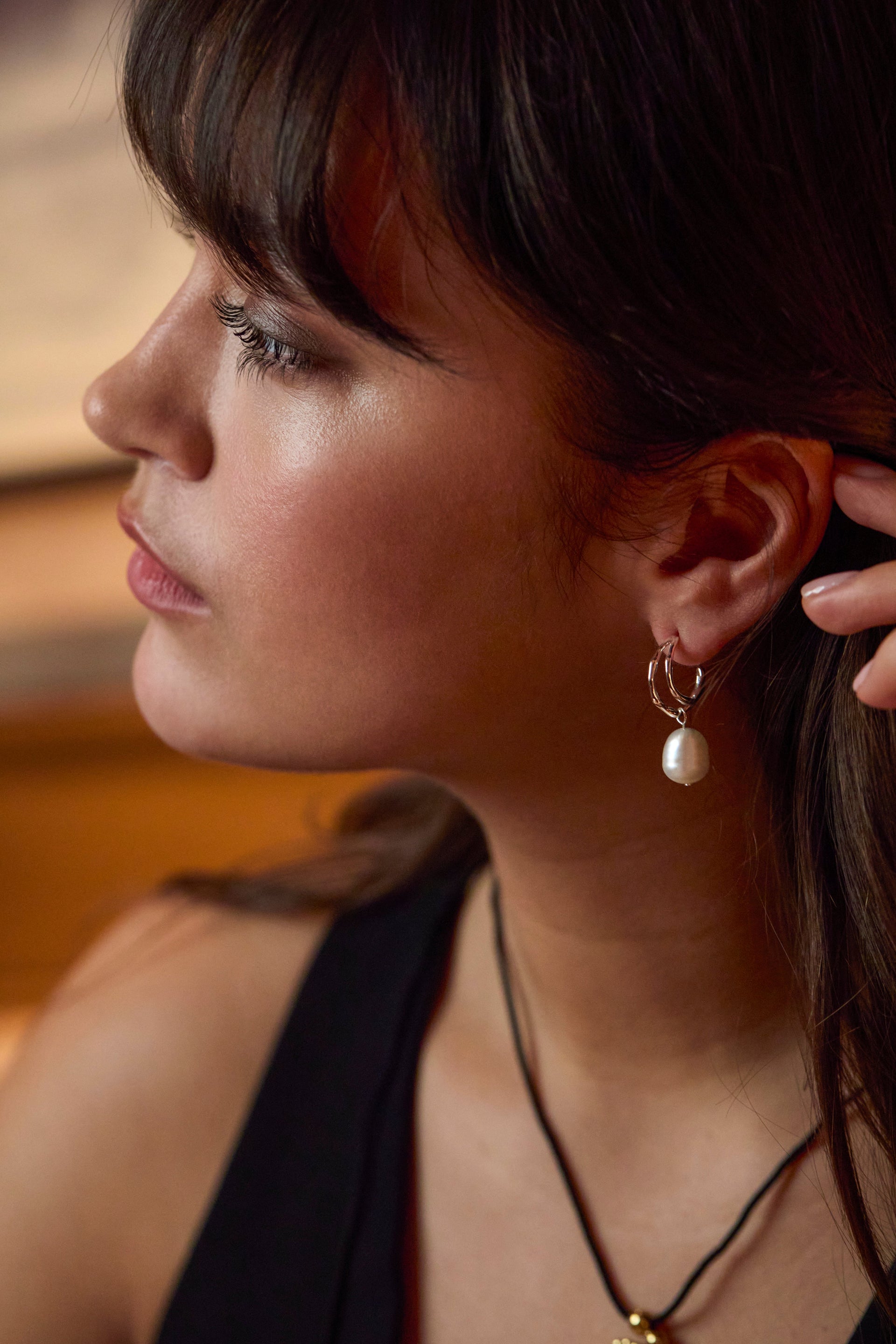 Molton Pearl Double Hoop Earrings