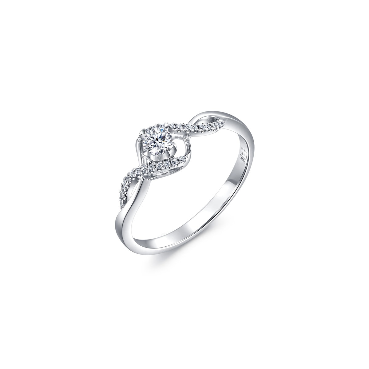 18K White Gold Diamond Ring