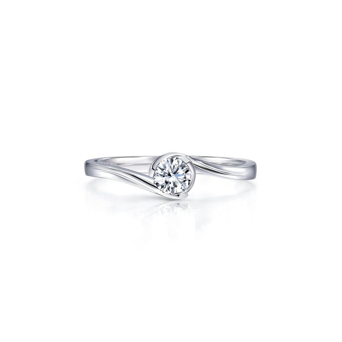 18K White Gold Diamond Ring
