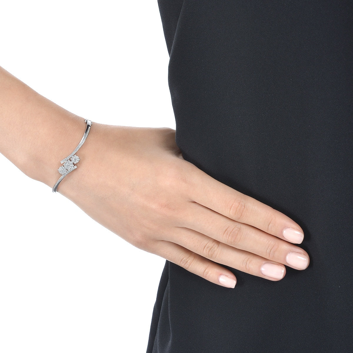 Sculpt' 18K White Gold Diamond Bangle