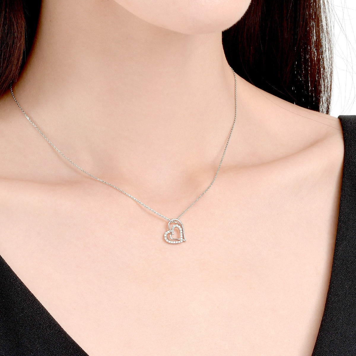 900 Platinum Diamond Pendant