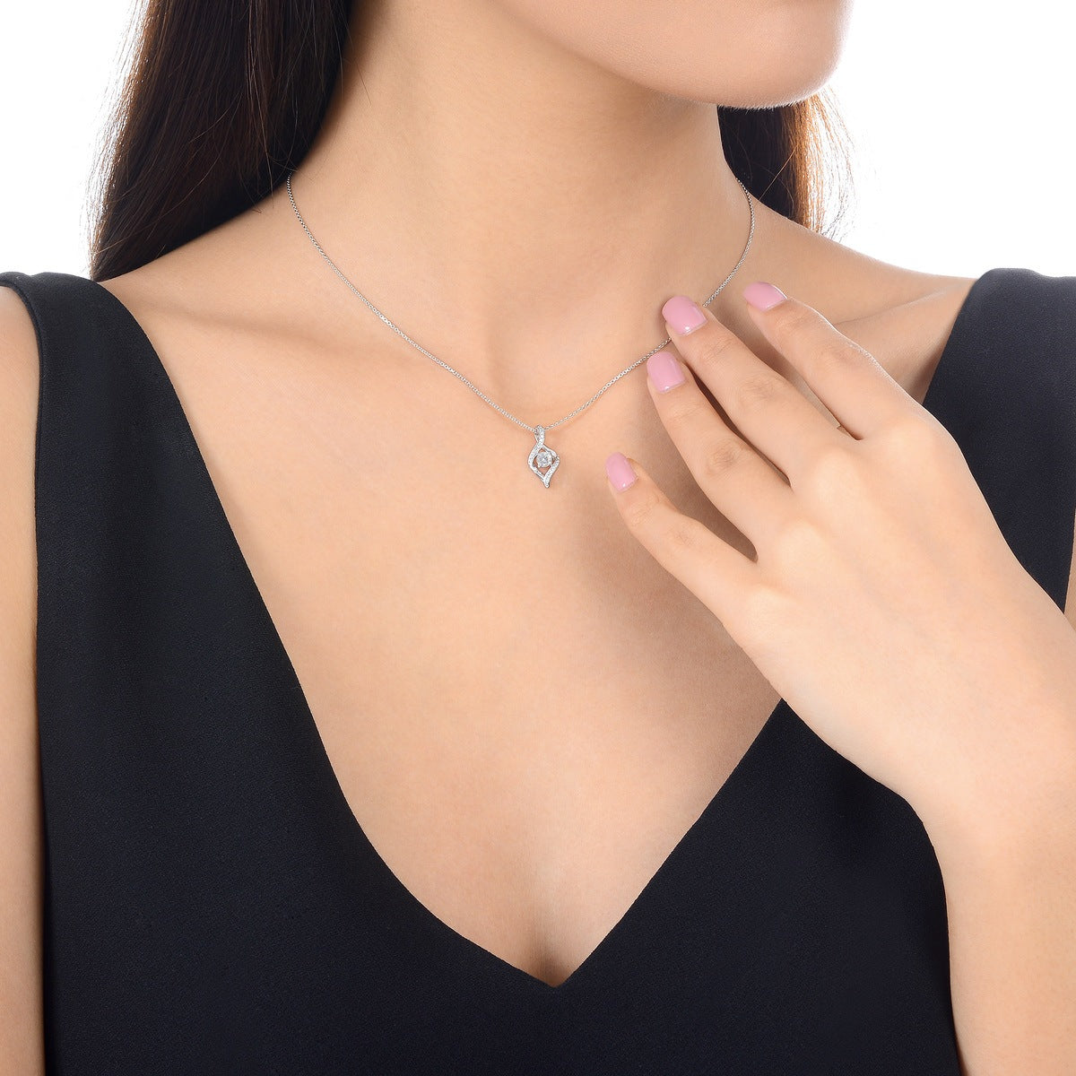 18K White Gold Diamond Pendant