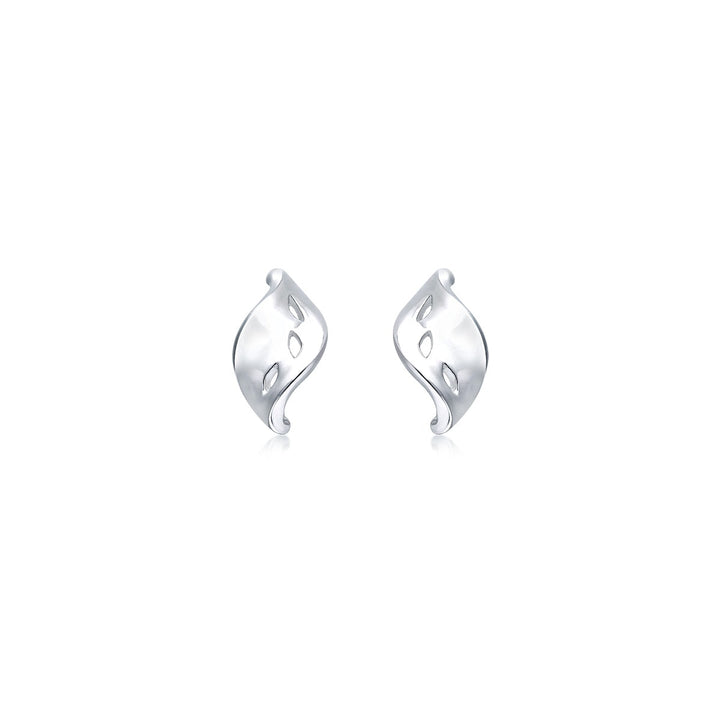 platinum-earrings-chow-sang-sang
